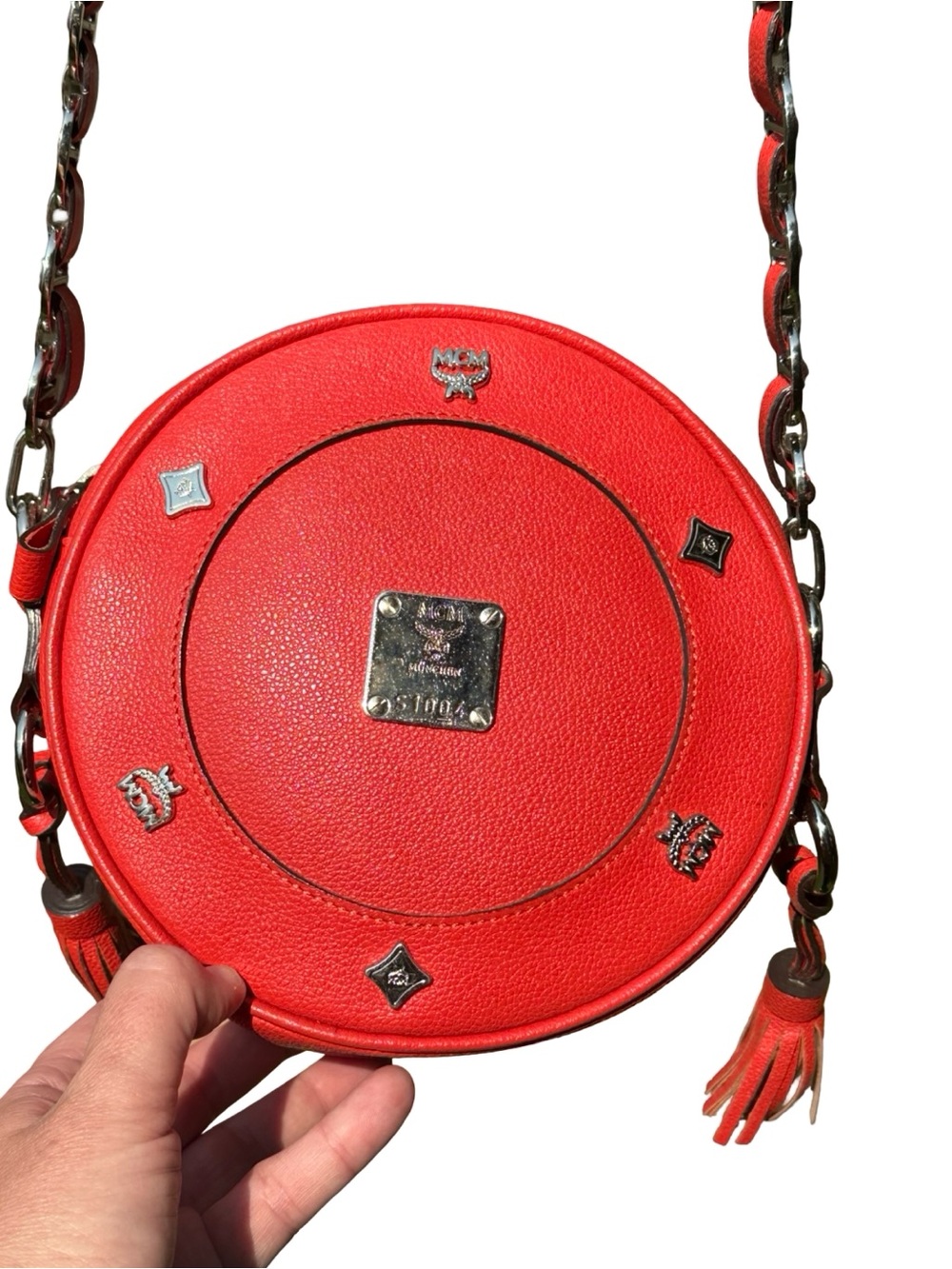 VTG MCM Red Grained Leather Round Tambourine Crossbody Bag Silver Studded - Picture 4 of 16